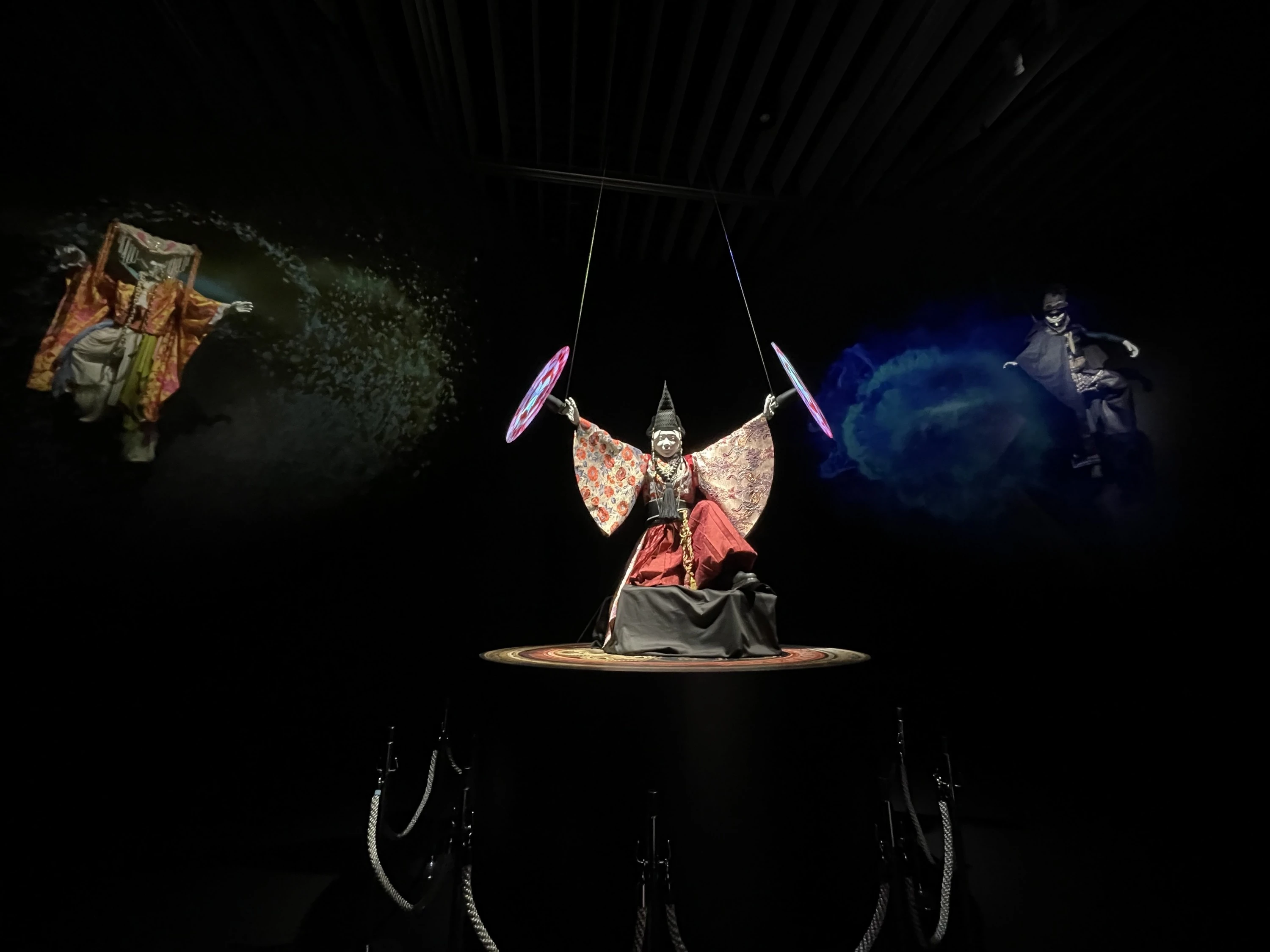 Mrs. GREEN APPLEのデビュー10周年を締めくくる展覧会「Wonder Museum