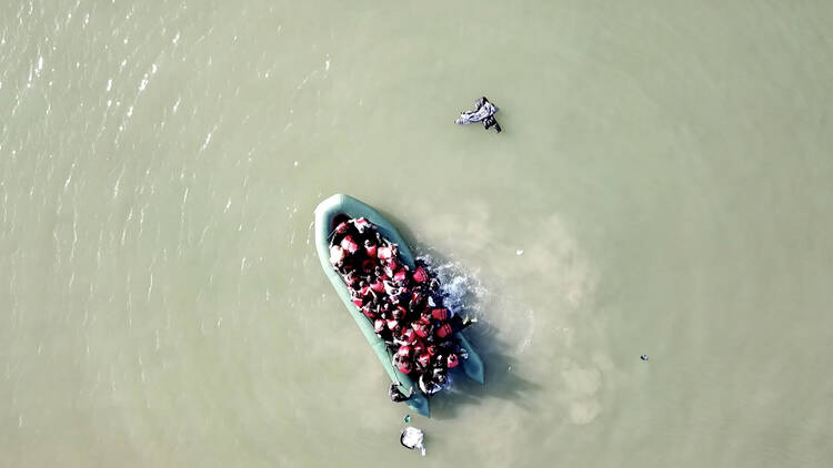 'Calais Dover: The Endless Exile' I FCDHBCN 'Calais Dover: The Endless Exile' I FCDHBCN