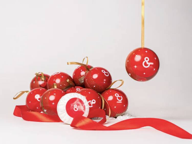 Perfumes & Companhia x Ajuda de Berço, Semear e Novo Futuro