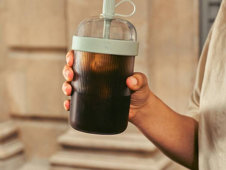 C’est offert par la Maison : le 6 décembre, Nespresso paie le café dans son coffee shop parisien ! C’est offert par la Maison : le 6 décembre, Nespresso paie le café dans son coffee shop parisien !