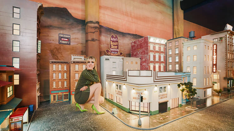 Alex Prager’s Mirage Factory Alex Prager’s Mirage Factory