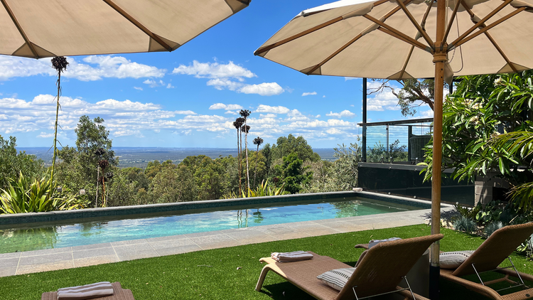 Spicers Sangoma Retreat Poolside lounges