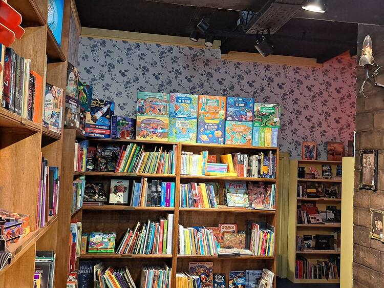 Cuentacuentos, talleres y cine infantil en Casa Gerbera Cuentacuentos, talleres y cine infantil en Casa Gerbera