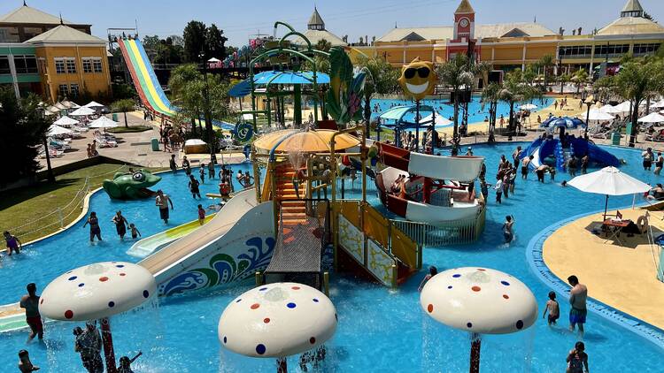 Refrescarse en Aquafan: el parque acuático favorito de los chicos Refrescarse en Aquafan: el parque acuático favorito de los chicos
