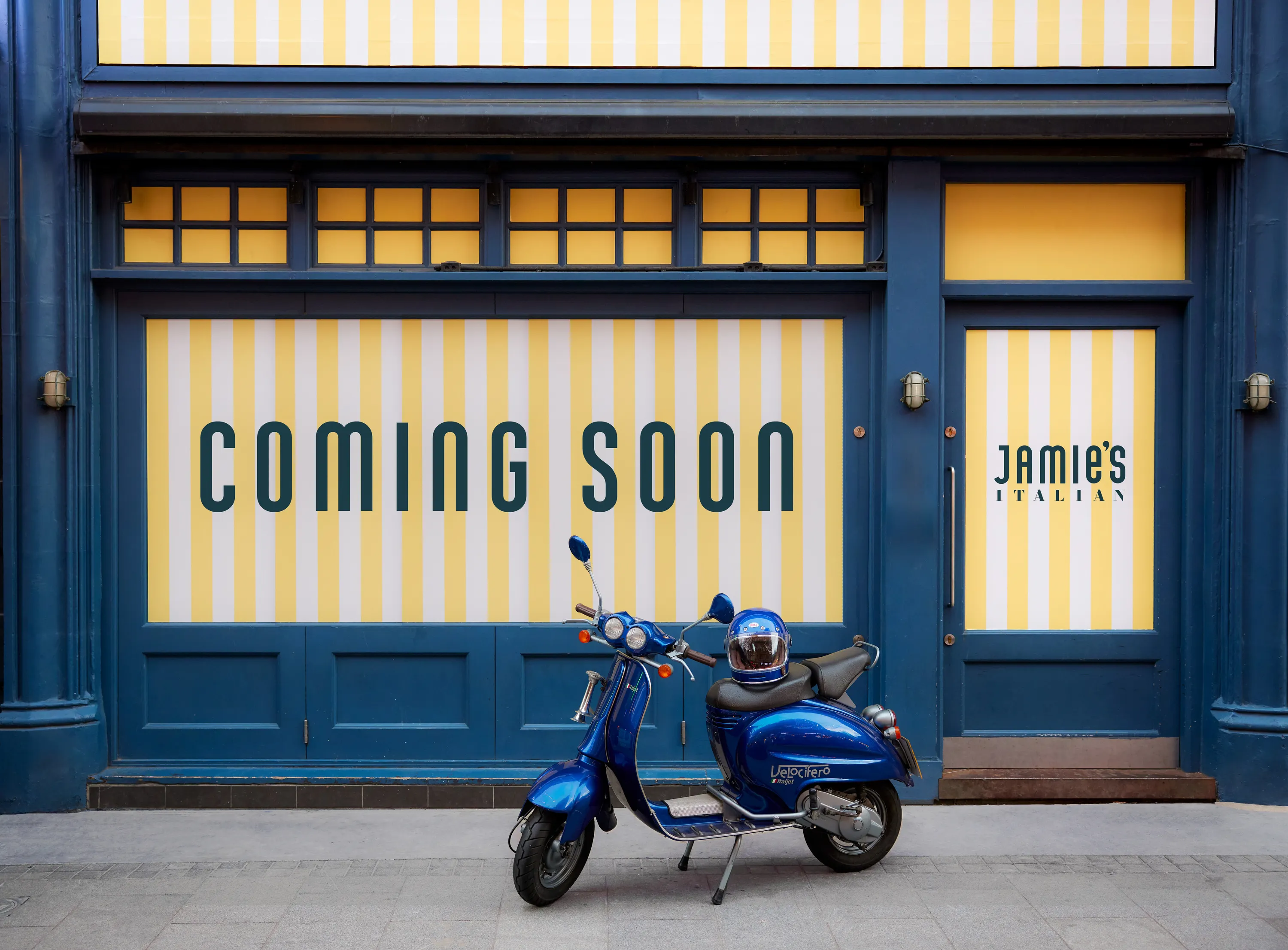 Jamie’s Italian restaurant, with ‘coming soon’