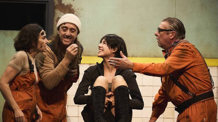 Ai! La misèria ens farà feliços