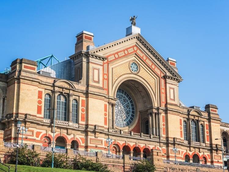 It’s official: the World Darts Championship is set to stay at Alexandra Palace until 2031
