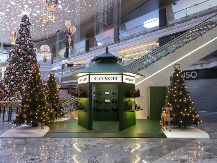The Coach Gift Shop es una experiencia inmersiva de lujo que no te puedes perder