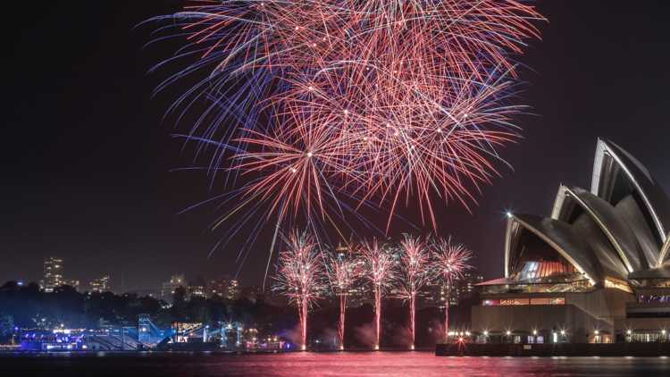 World-class opera under the Sails World-class opera under the Sails