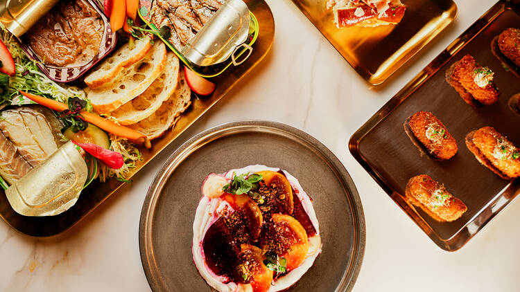 plates at seiren plates at seiren