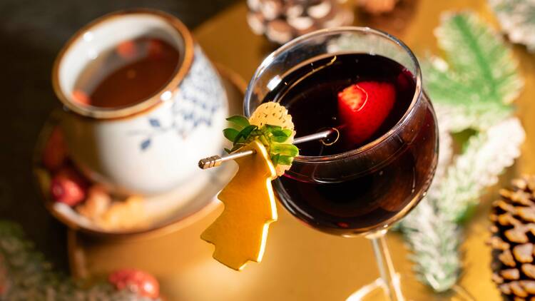 Uncle Ming’s Whisky Bar at Aki Hotel Hong Kong