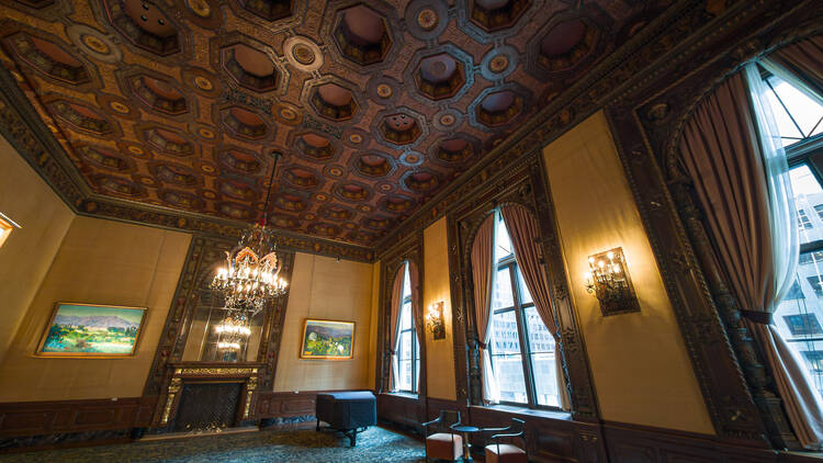 The Florentine Lounge at the Jonathan Club