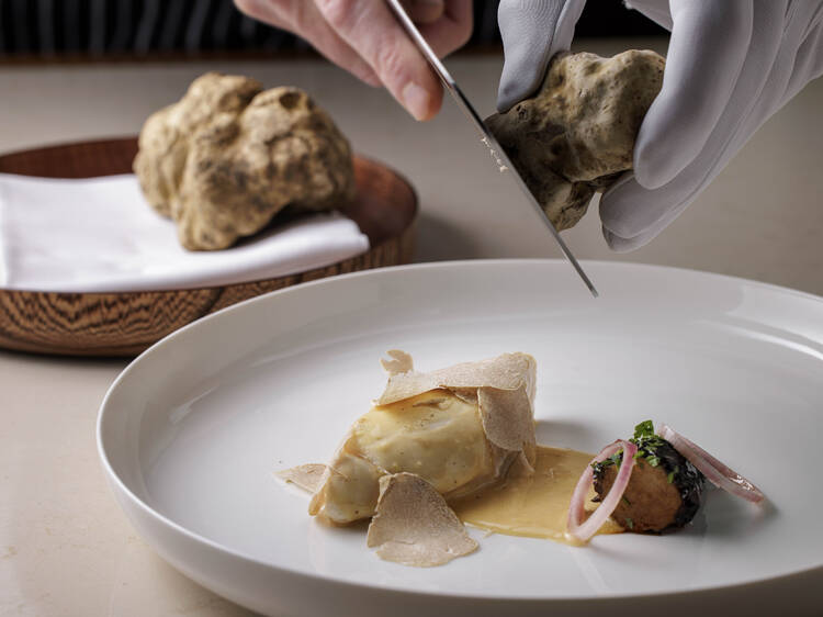 Est at Four Seasons Otemachi