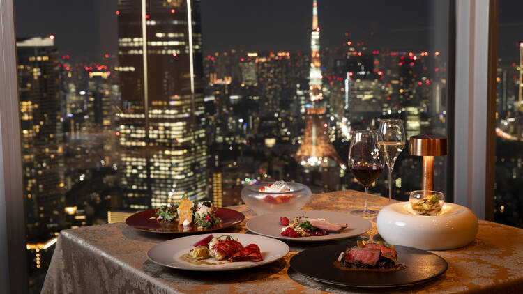 The Sun & The Moon (Restaurant)