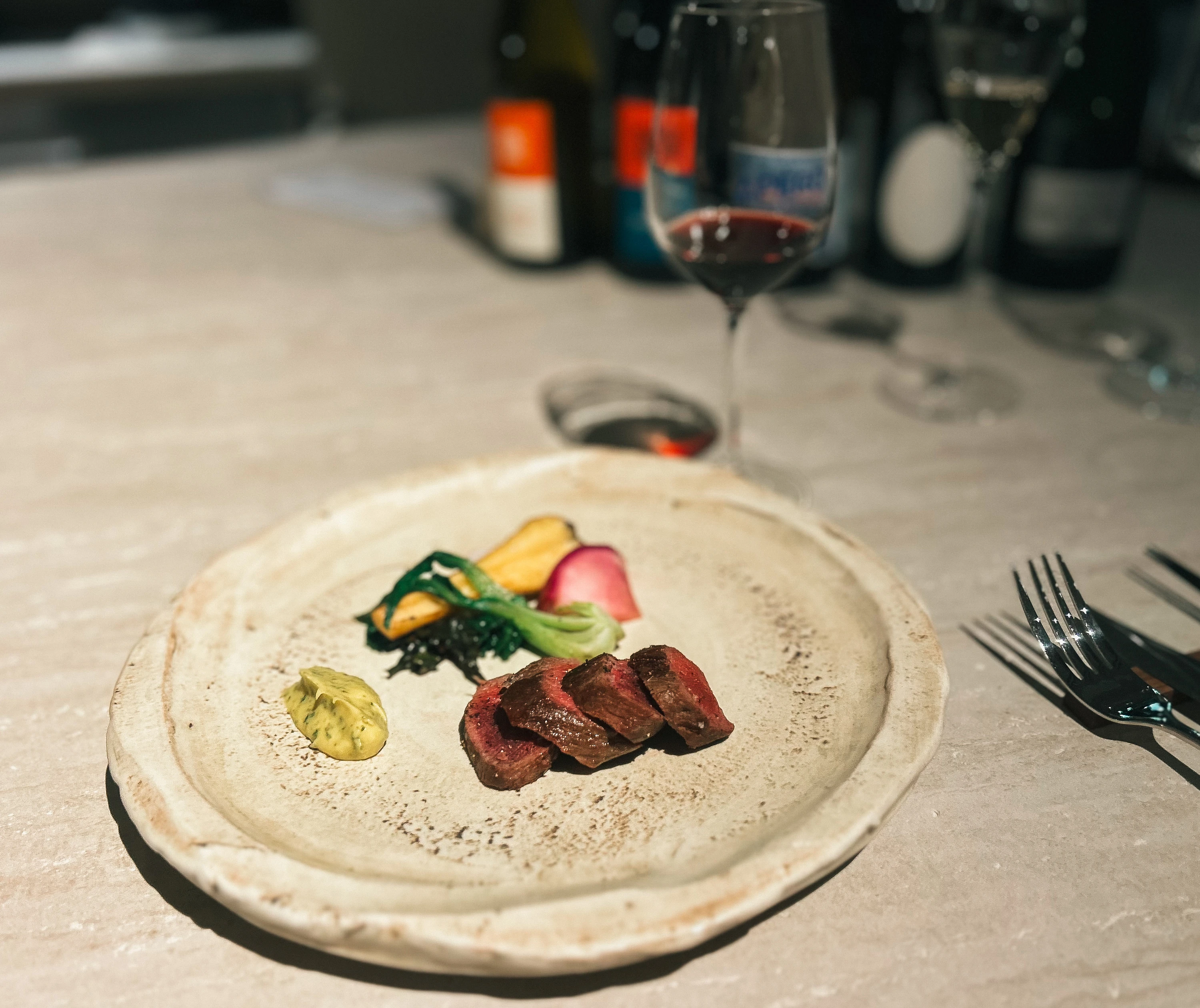 AP&Eacute;RO AOYAMA Winebar & Table