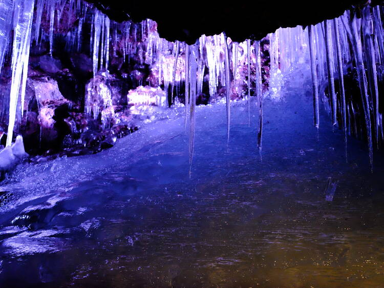 Descend into the frozen earth