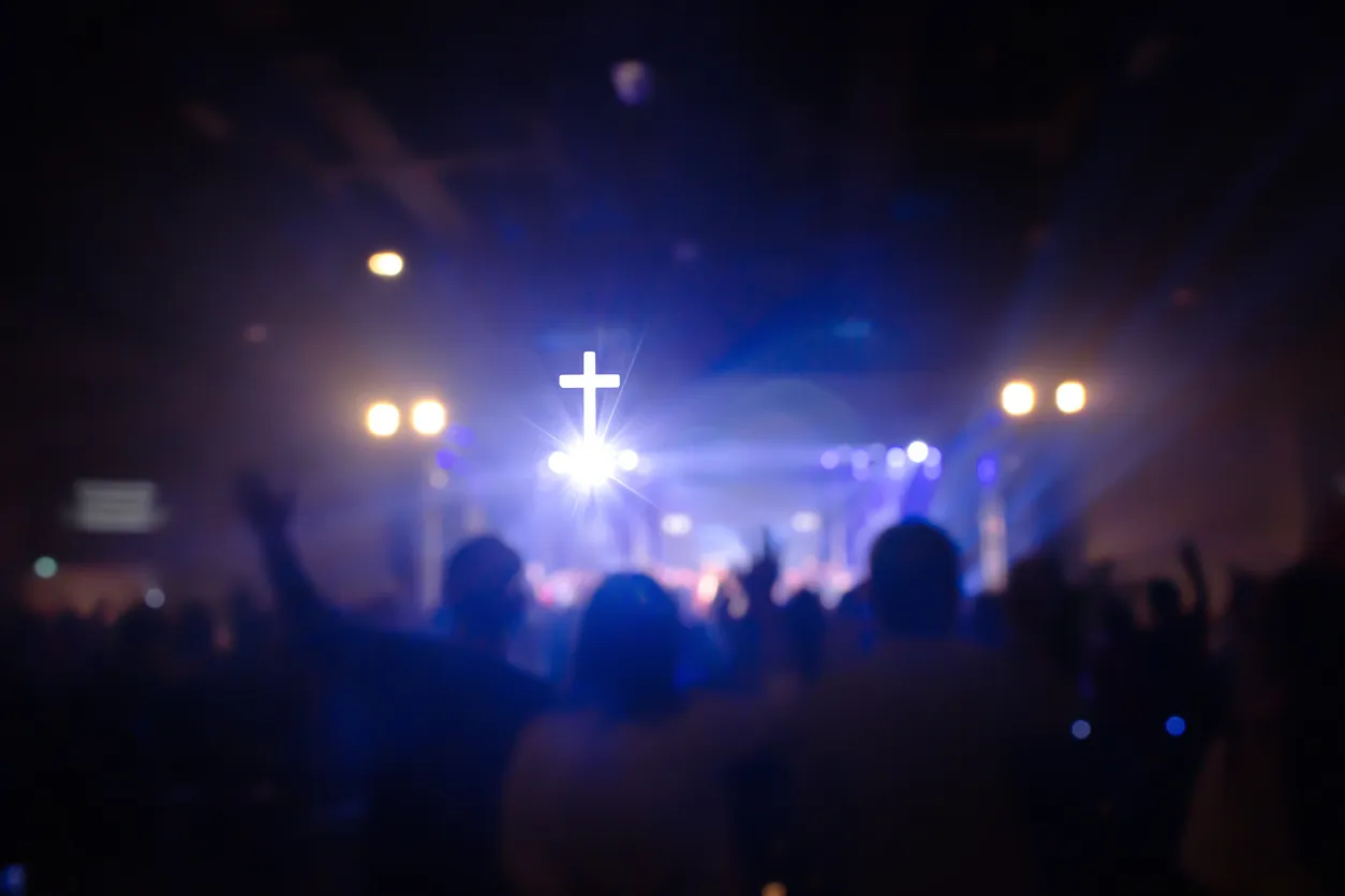 Worship concert crowd