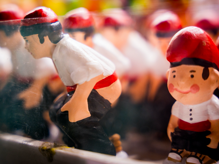 La col·lecció de caganers més gran del món exposa 1.400 figures al centre de Barcelona La col·lecció de caganers més gran del món exposa 1.400 figures al centre de Barcelona