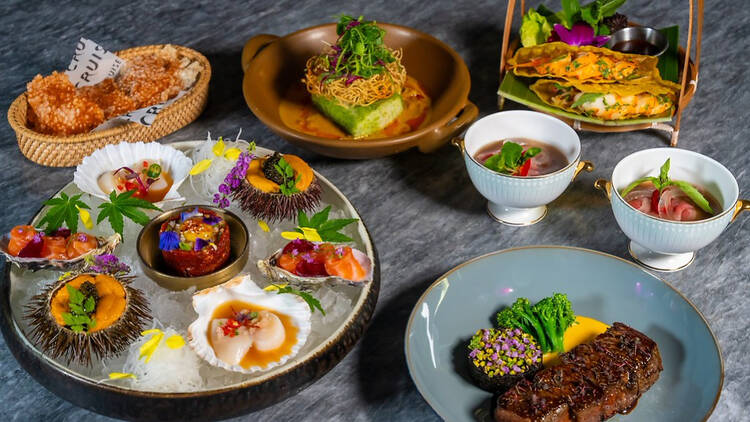 Cruise Restaurant and Bar Cruise Restaurant and Bar