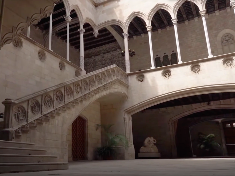 Este espectacular patio gótico del año 1400 se puede visitar gratis hasta el 18 de diciembre Este espectacular patio gótico del año 1400 se puede visitar gratis hasta el 18 de diciembre