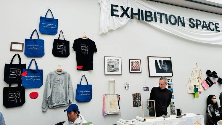 クリス・マルケル　DVD 3枚セット クリス・マルケル DVD 3枚セット Amazon.co.jp: クリス・マルケル作品