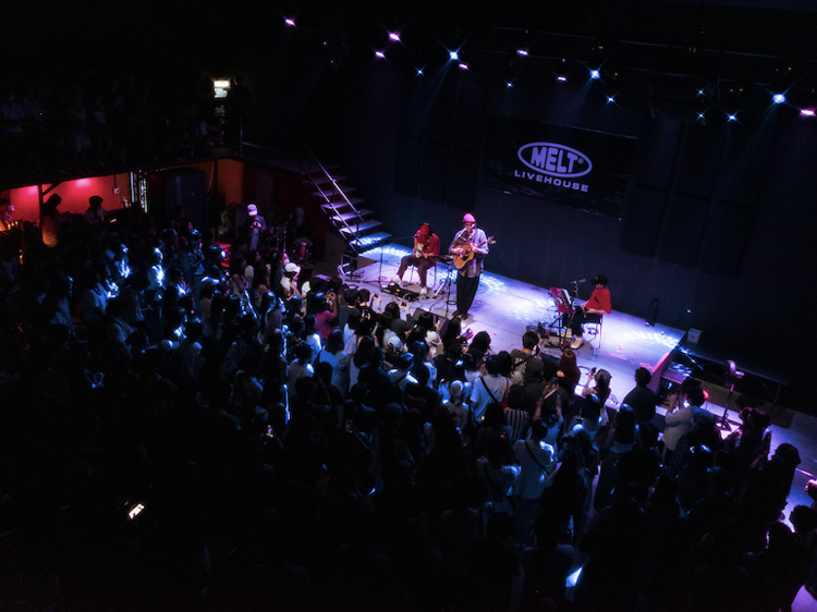 คอนเสิร์ตเล็กแต่อบอุ่นLover Boy’ ภูมิ วิภูริศ กลับมาโชว์เสน่ห์อินดี้โฟล์กให้แฟนชาวไทยหายคิดถึง คอนเสิร์ตเล็กแต่อบอุ่นLover Boy’ ภูมิ วิภูริศ กลับมาโชว์เสน่ห์อินดี้โฟล์กให้แฟนชาวไทยหายคิดถึง