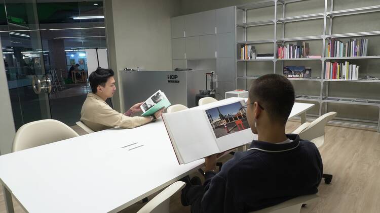 Emerge 2025 ส่องทิศทางใหม่ของการถ่ายภาพ กับ 3 นิทรรศการสนับสนุนศิลปินรุ่นใหม่ Emerge 2025 ส่องทิศทางใหม่ของการถ่ายภาพ กับ 3 นิทรรศการสนับสนุนศิลปินรุ่นใหม่