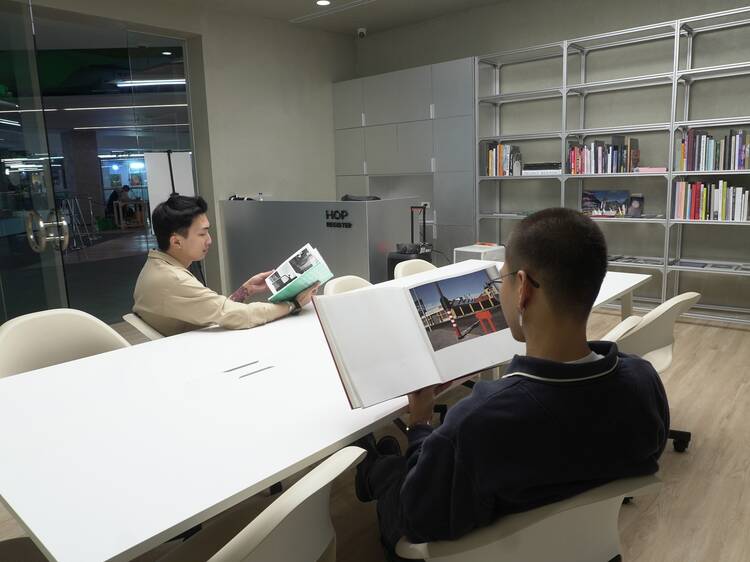 Emerge 2025 ส่องทิศทางใหม่ของการถ่ายภาพ กับ 3 นิทรรศการสนับสนุนศิลปินรุ่นใหม่ Emerge 2025 ส่องทิศทางใหม่ของการถ่ายภาพ กับ 3 นิทรรศการสนับสนุนศิลปินรุ่นใหม่