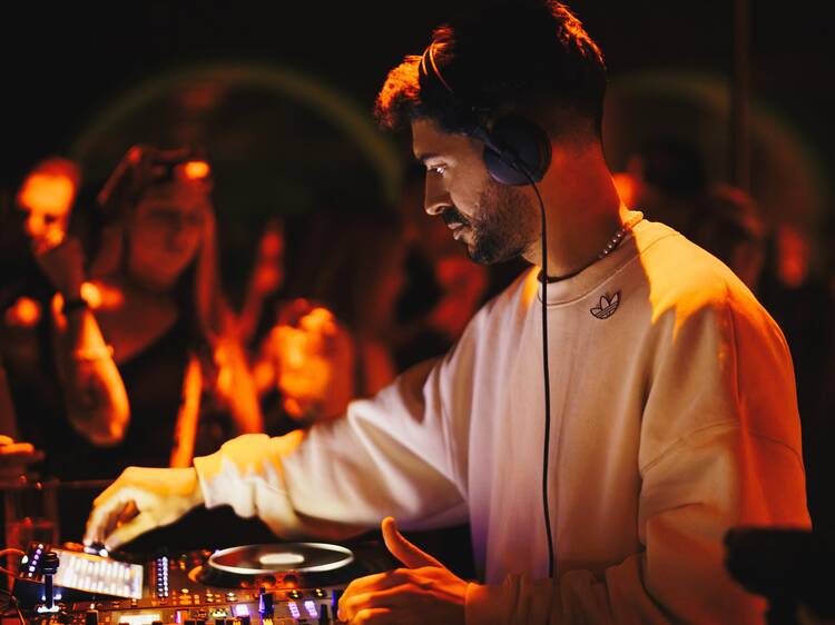 Gold Year at COSTA7070 Gold Year at COSTA7070