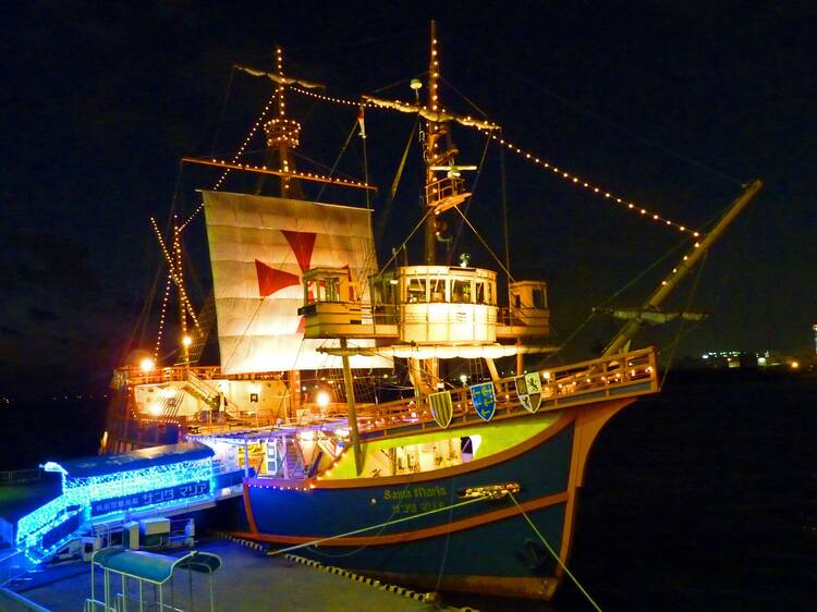 Santa Maria New Year’s Eve Countdown Cruise Santa Maria New Year’s Eve Countdown Cruise