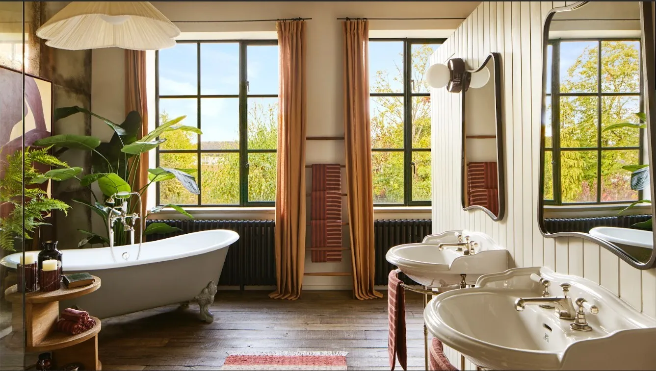 Omaze north London house bathroom