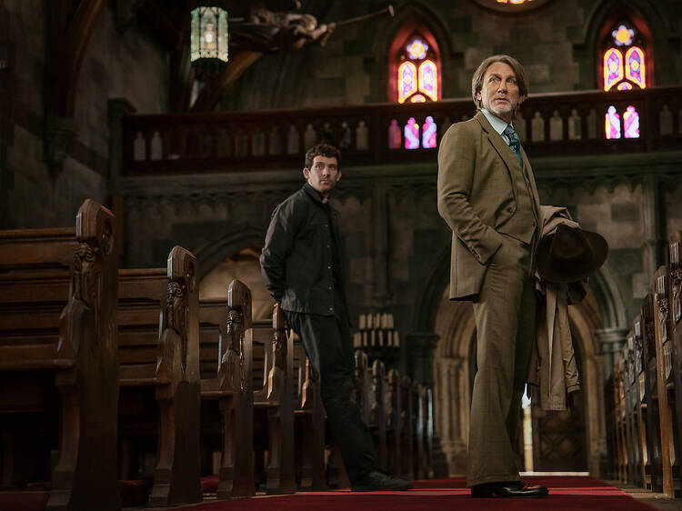 Rian Johnson y Josh O’Connor exploran la fe y el misterio en Wake Up Dead Man