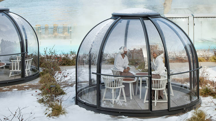 Bubble dome snow 1 (QC New York)