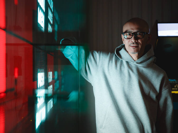 非合理を設計するアーティスト・尾崎勝が挑む「リアル」とは