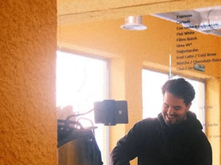 Esta cafetería de especialidad, reconocida entre las 20 mejores del mundo, abre en Carabanchel con academia incluida