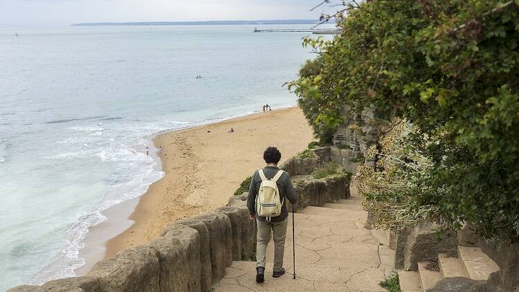 เดินรอบชายฝั่งอังกฤษบนเส้นทางที่หลายคนต่างรอคอย