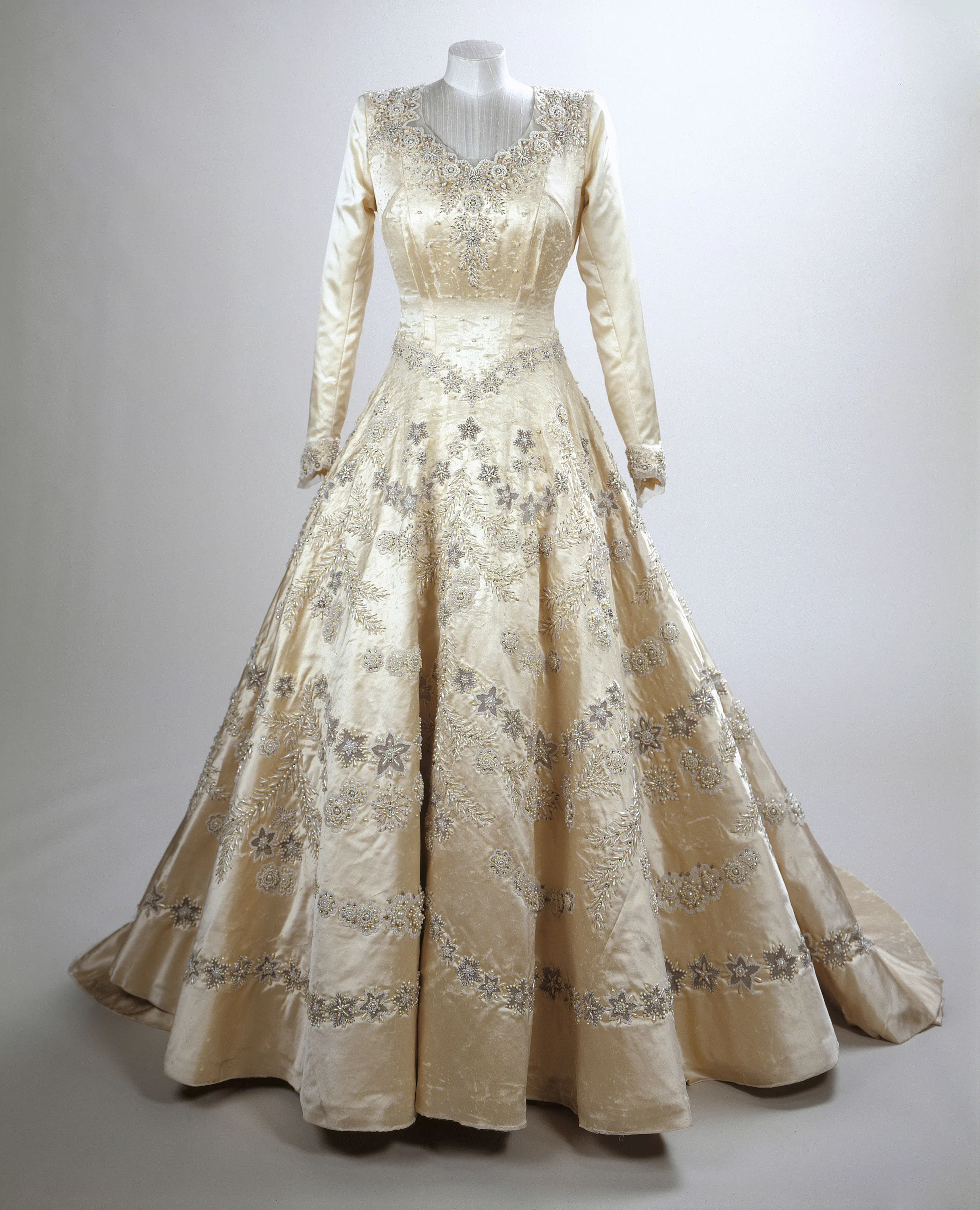 Princess Elizabeth&rsquo;s Wedding Dress, Norman Hartnell