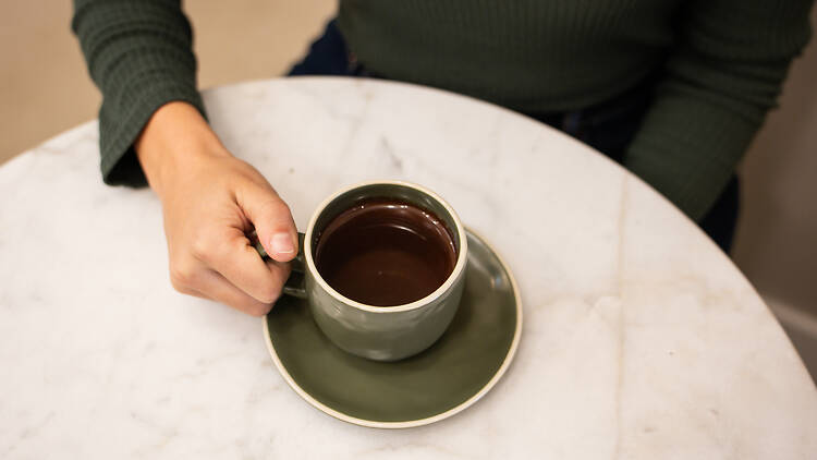 Beba chocolate quente num destes sítios