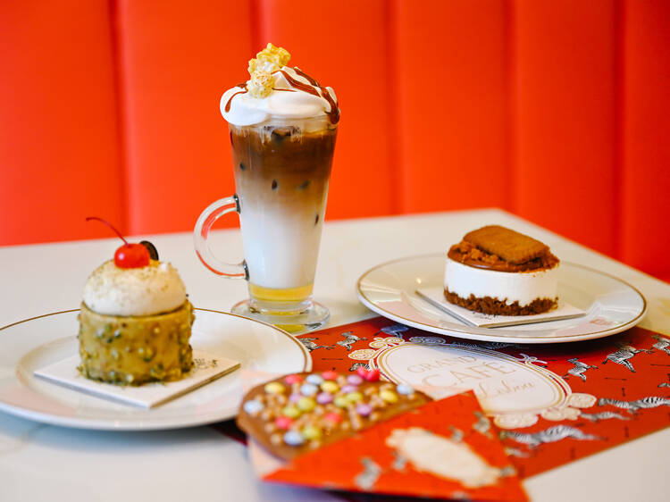 Do requinte clássico aos detalhes instagramáveis, o Grand Café Lisboa é tudo menos discreto