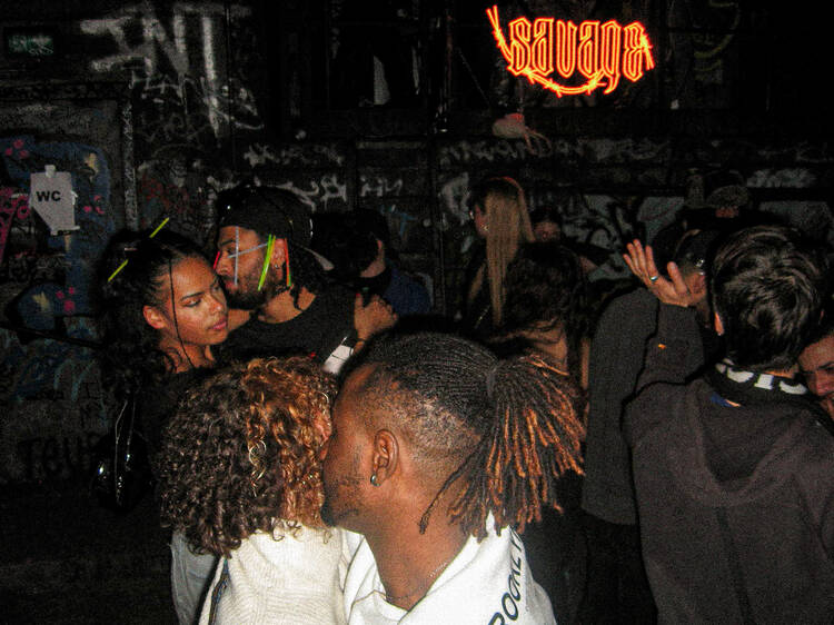 Pour une DA hangar hip-hop désaffecté