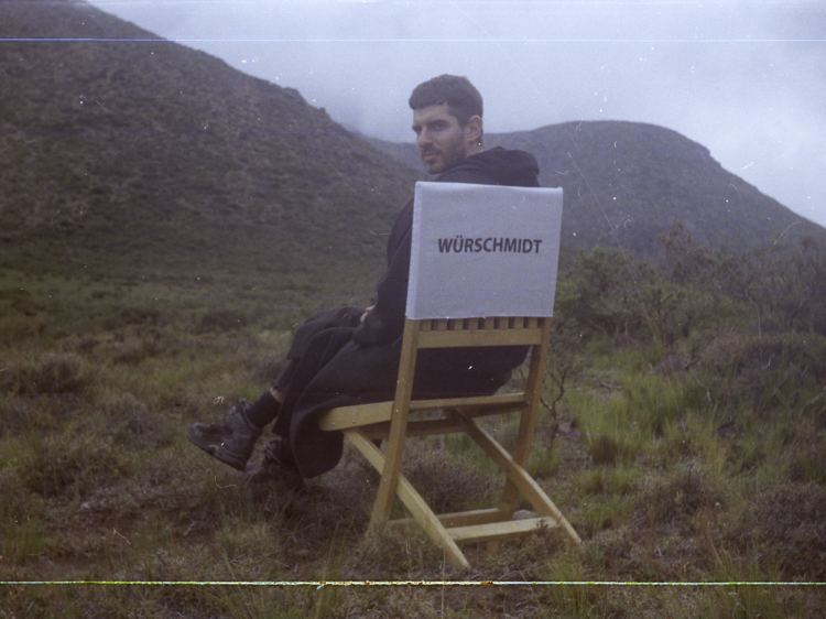 Tomás Würschmidt: the restless eye that turns images into universes