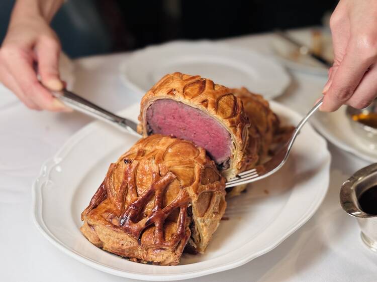 龍蝦吧餐廳：經典威靈頓牛柳