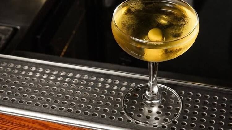 Une nuit gin et hip hop chez Monsieur Antoine