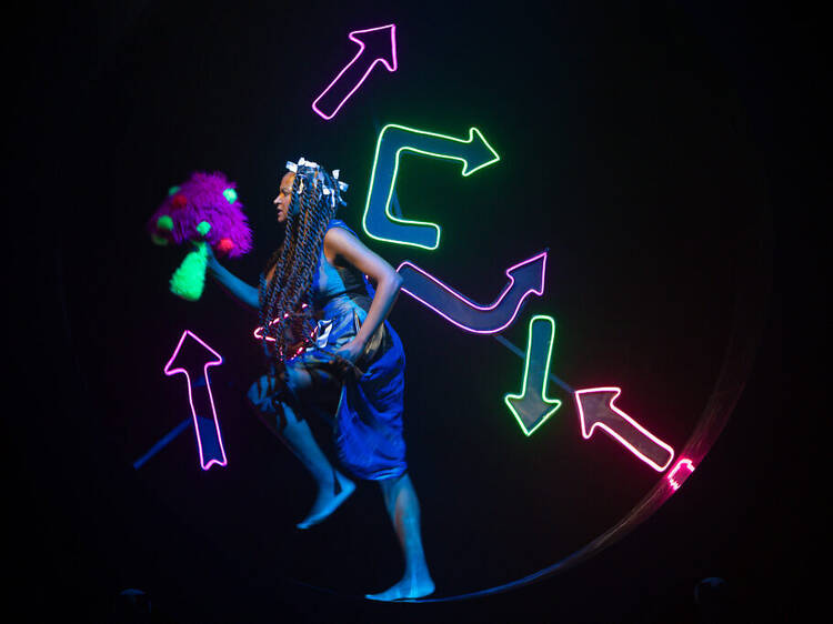 ‘Alice no País das Maravilhas’ e mais peças de teatro e dança para ver esta semana