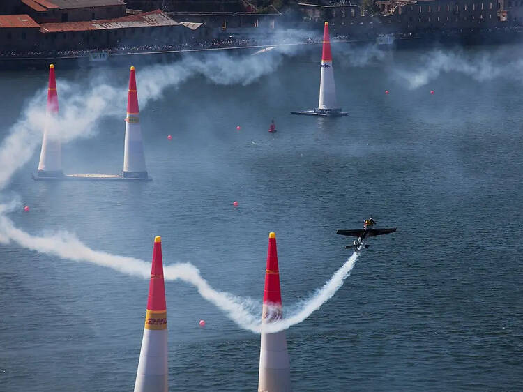 Air Invictus: os aviões voltam a rasgar os céus do Porto com acrobacias no próximo ano Air Invictus: os aviões voltam a rasgar os céus do Porto com acrobacias no próximo ano