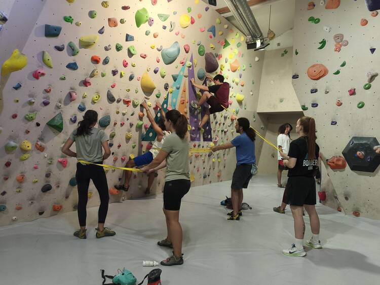 Los mejores rocódromos en Madrid para hacer escalada Los mejores rocódromos en Madrid para hacer escalada