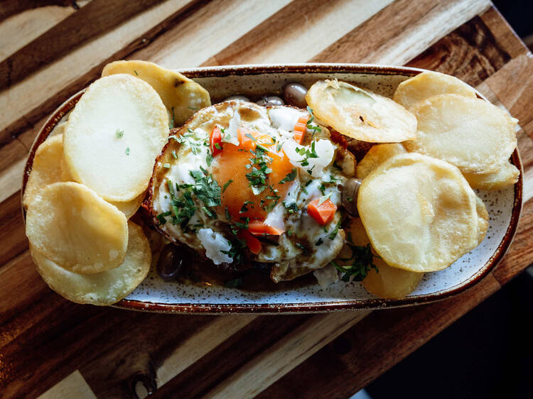 From petiscos to cocktails, 7Roots is settling into Carcavelos