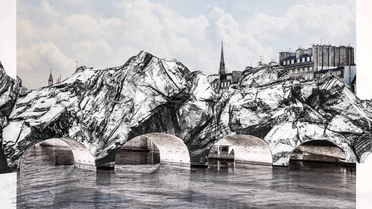 洞窟のようなアート作品を歩く。 洞窟のようなアート作品を歩く。