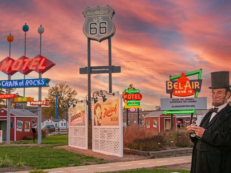 ルート66の100周年を祝う。 ルート66の100周年を祝う。