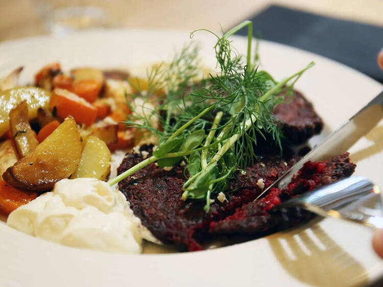 新クィアスポットで食べて、飲んで、踊る。 新クィアスポットで食べて、飲んで、踊る。